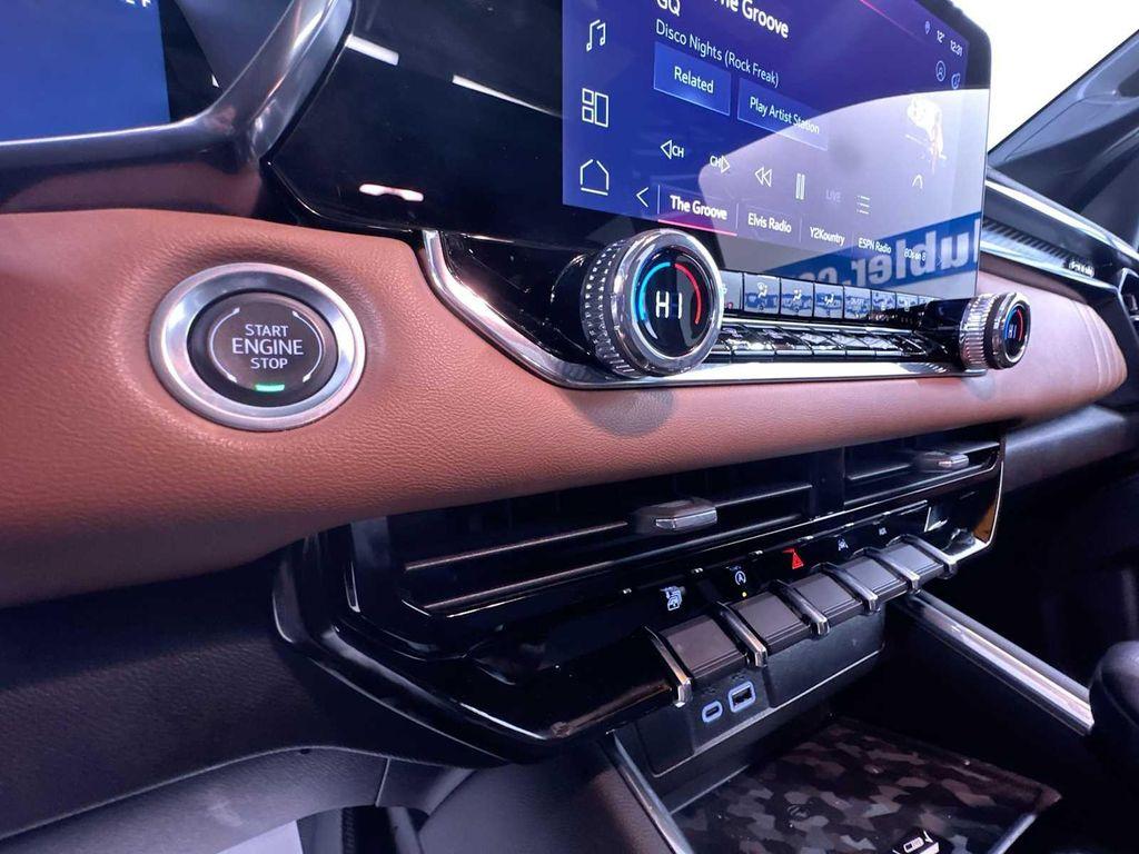 used 2024 GMC Canyon car, priced at $47,980