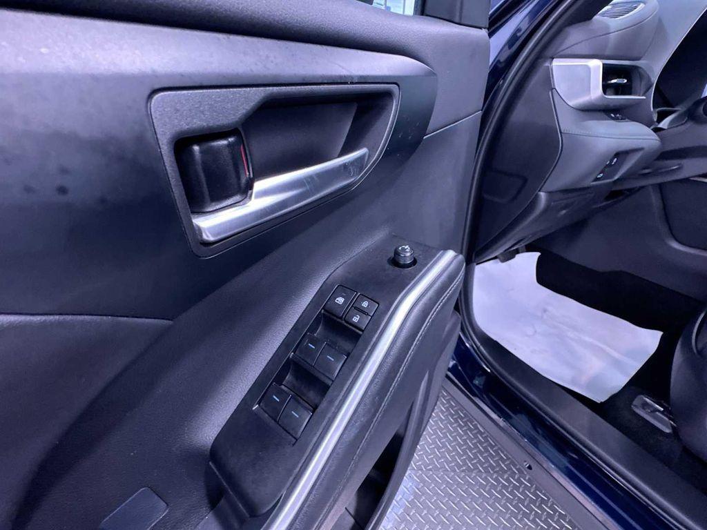 used 2025 Toyota Highlander car, priced at $49,750