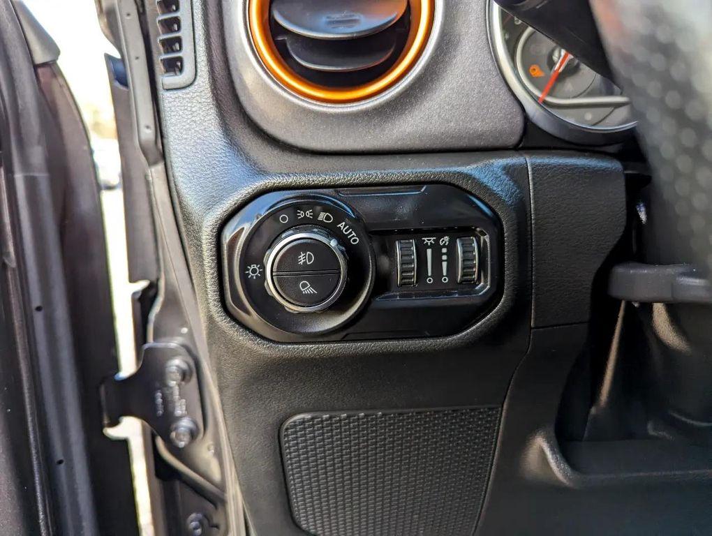 used 2022 Jeep Gladiator car, priced at $37,898