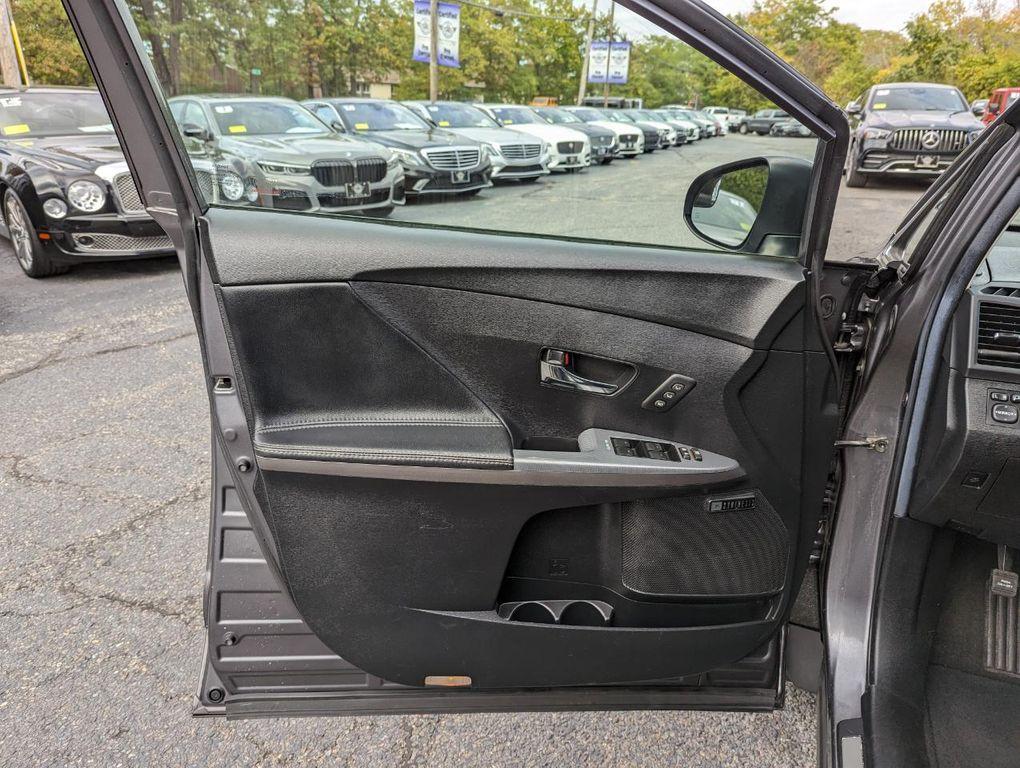 2014 Gray Toyota Venza