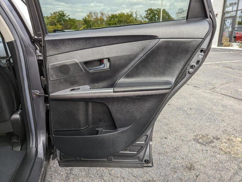 2014 Gray Toyota Venza