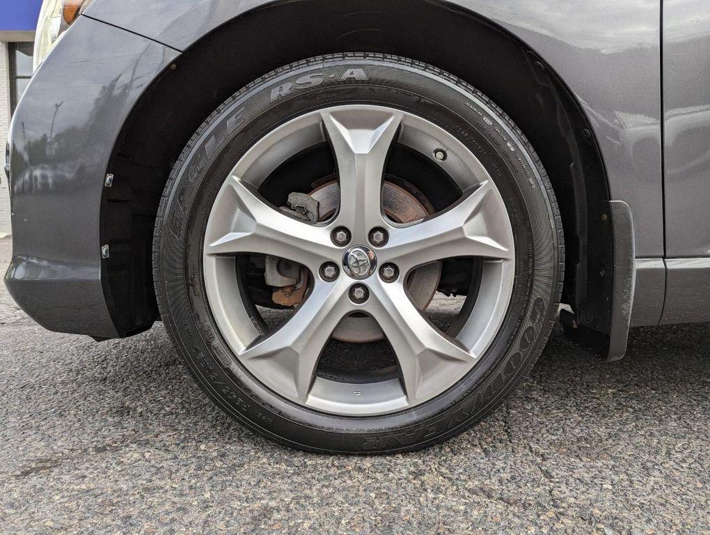 2014 Gray Toyota Venza