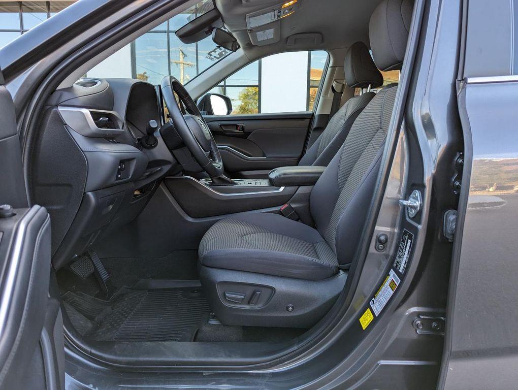 used 2023 Toyota Highlander car, priced at $34,598