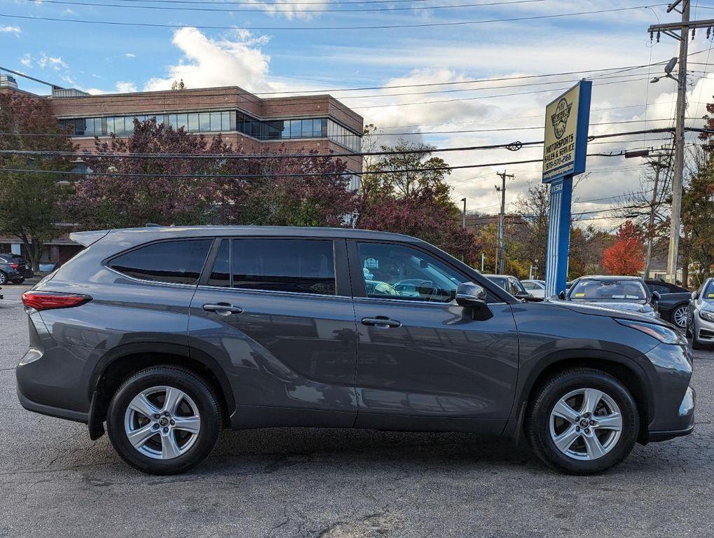 used 2023 Toyota Highlander car, priced at $34,598