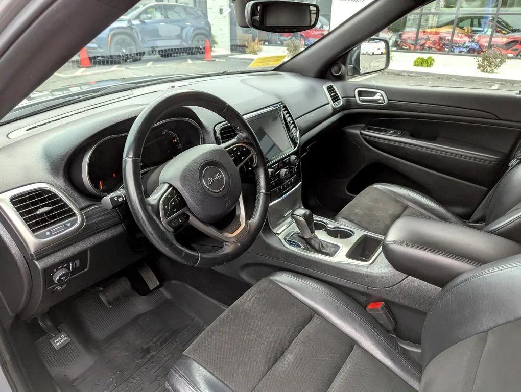 used 2020 Jeep Grand Cherokee car, priced at $26,998