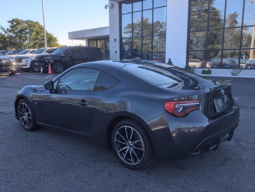 used 2019 Toyota 86 car, priced at $18,998