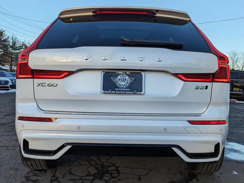 used 2022 Volvo XC60 car, priced at $31,998