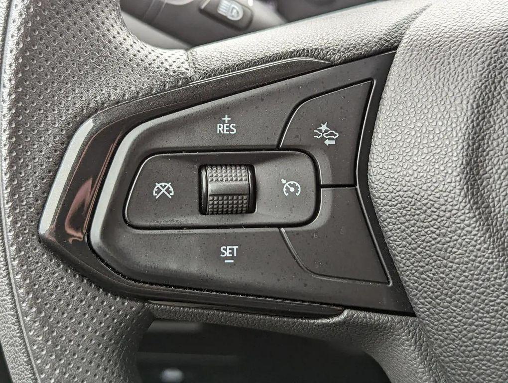 used 2023 Chevrolet TrailBlazer car, priced at $23,998