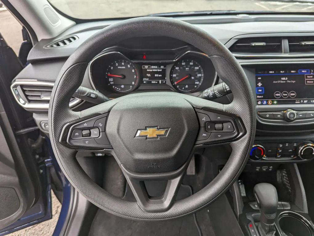 used 2023 Chevrolet TrailBlazer car, priced at $23,998