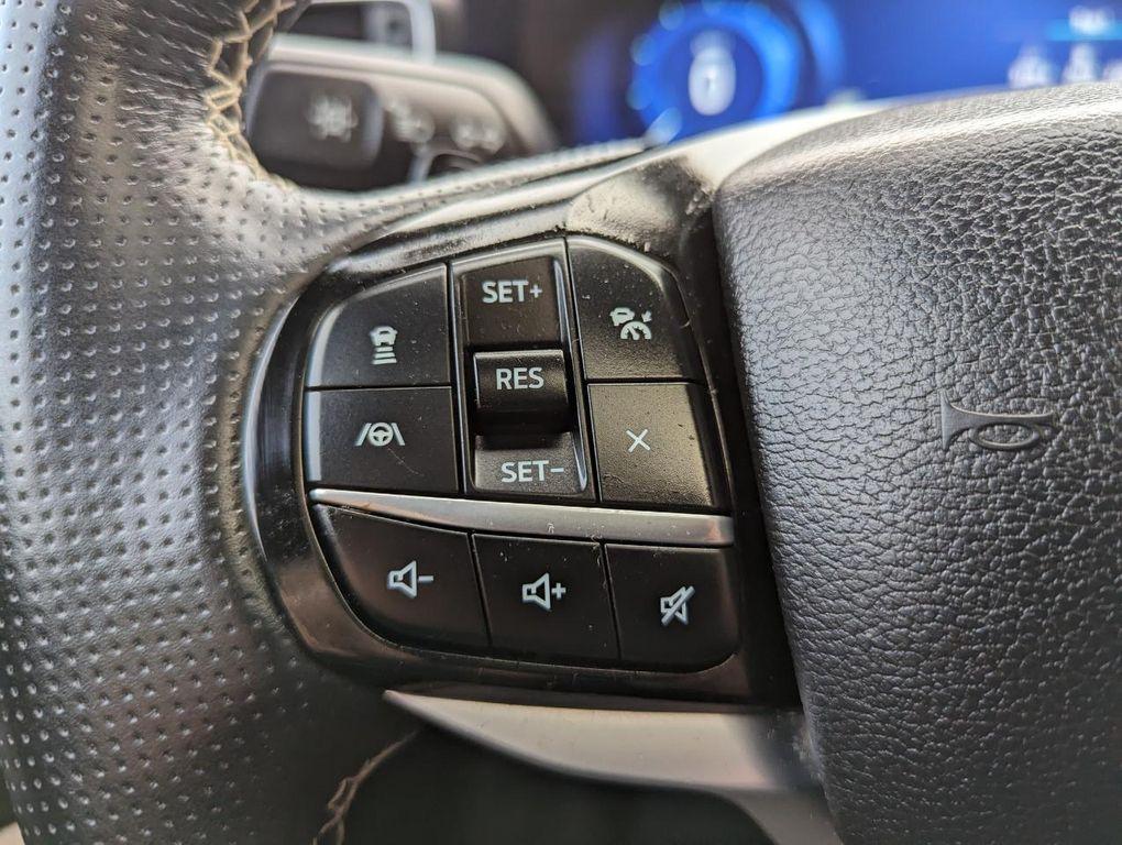 used 2021 Ford Explorer car, priced at $30,998