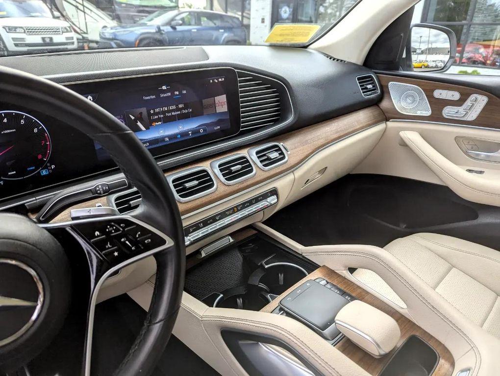 used 2024 Mercedes-Benz GLE 450 car, priced at $68,698