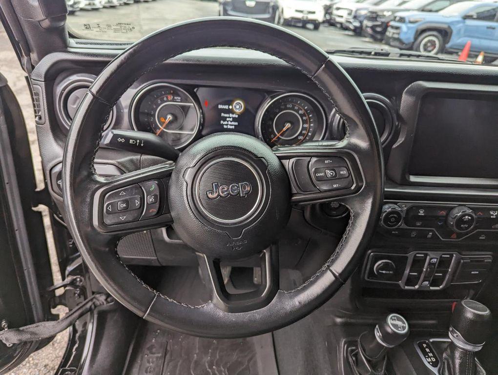 used 2022 Jeep Gladiator car, priced at $32,998