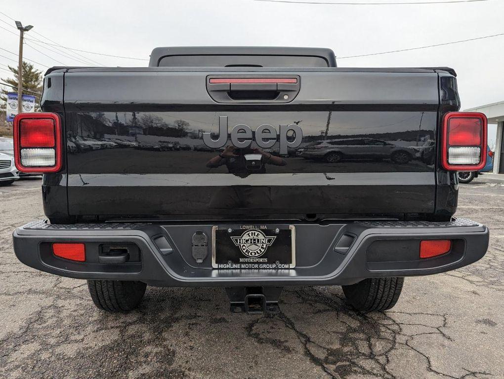 used 2022 Jeep Gladiator car, priced at $32,998