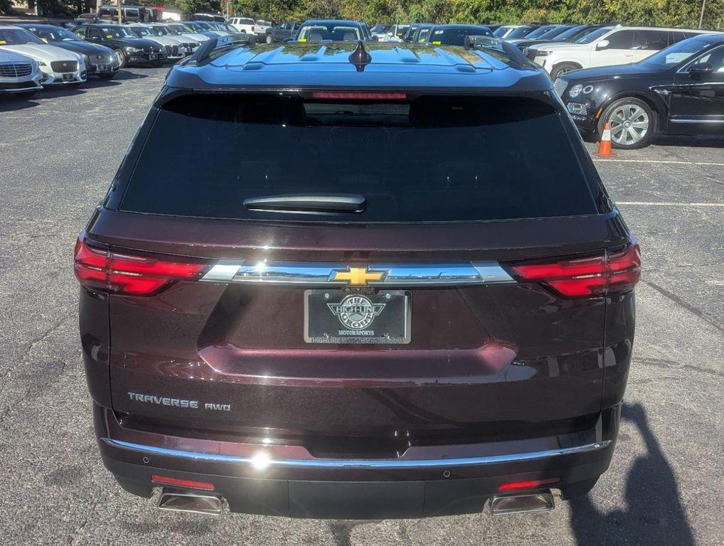 used 2022 Chevrolet Traverse car, priced at $30,598
