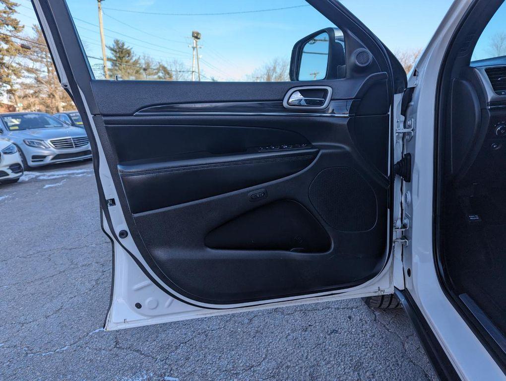 used 2019 Jeep Grand Cherokee car, priced at $18,998