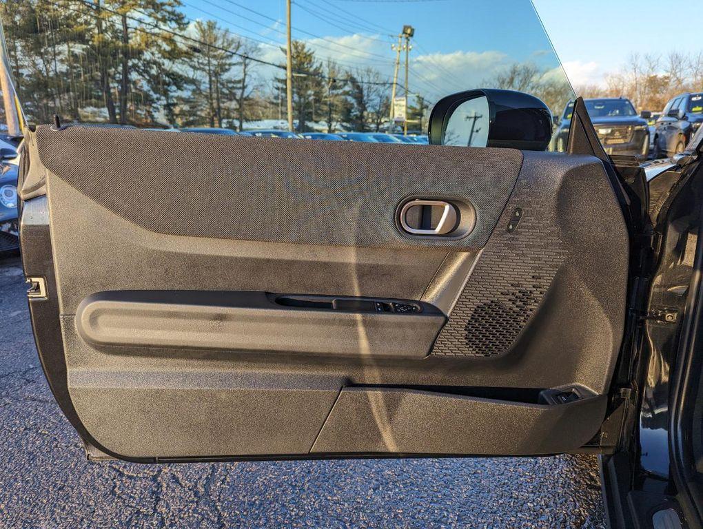 used 2025 MINI Hardtop car, priced at $31,998