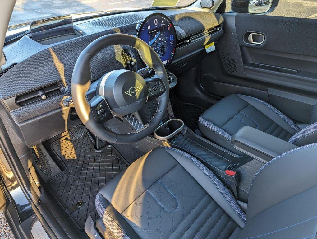 used 2025 MINI Hardtop car, priced at $31,998