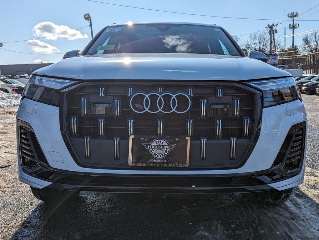 used 2025 Audi Q7 car, priced at $57,998