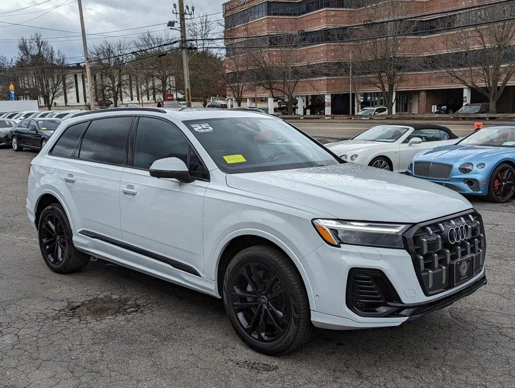 used 2025 Audi Q7 car, priced at $57,798