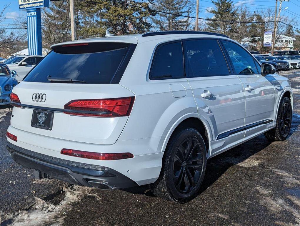 used 2025 Audi Q7 car, priced at $57,998