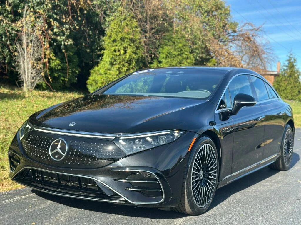 used 2022 Mercedes-Benz EQS 580 car, priced at $43,980