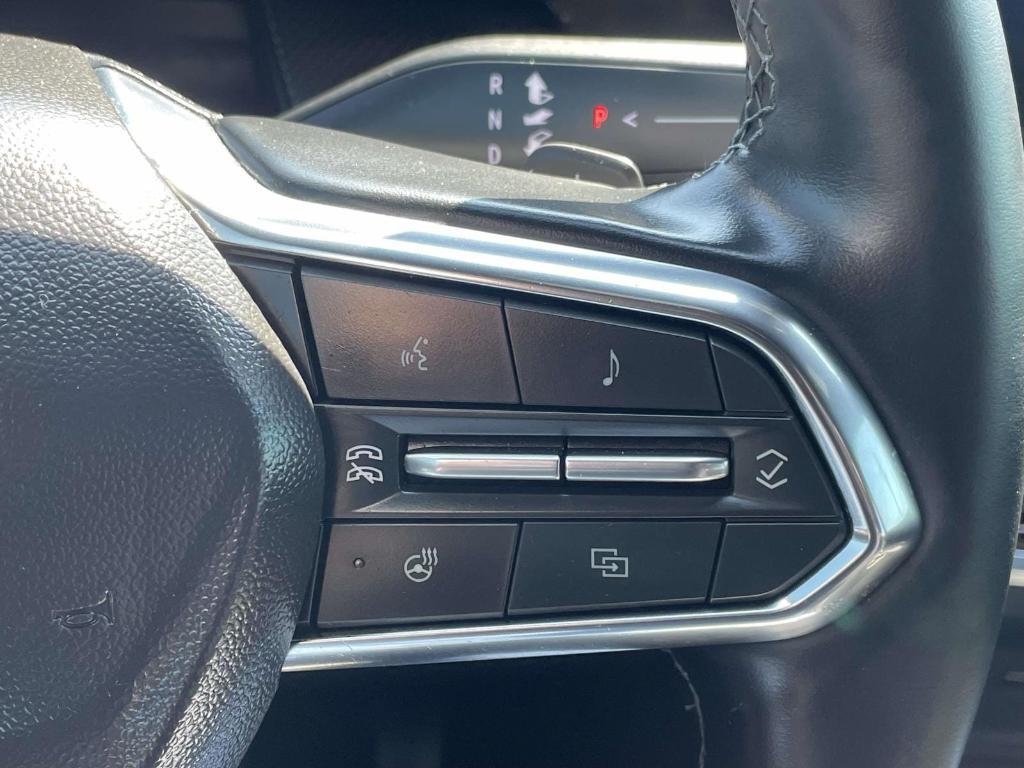 used 2025 Chevrolet Equinox car, priced at $27,600