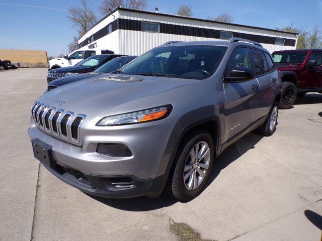used 2015 Jeep Cherokee car, priced at $8,995