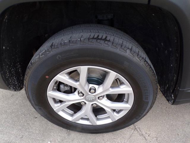 used 2021 Jeep Grand Cherokee L car, priced at $27,995