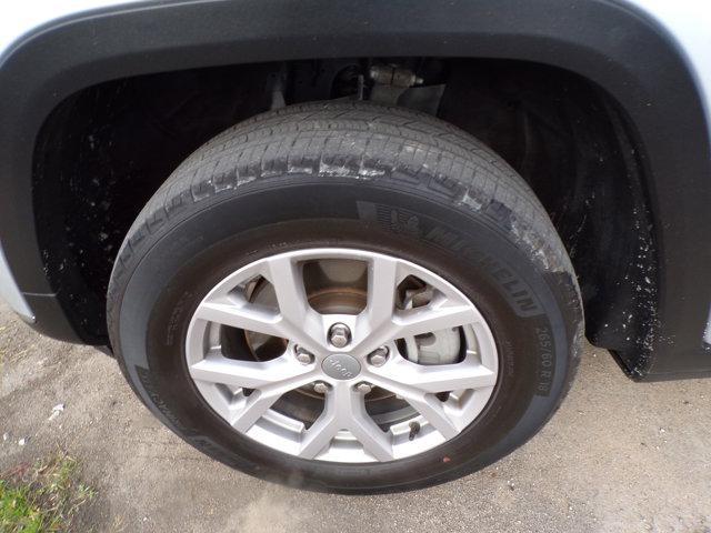 used 2021 Jeep Grand Cherokee L car, priced at $27,995