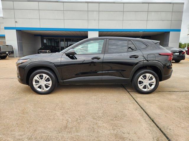 used 2025 Chevrolet Trax car, priced at $21,400