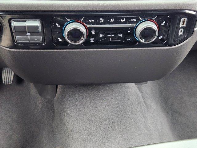 used 2025 Chevrolet Silverado 1500 car, priced at $39,985