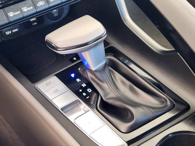 used 2025 Hyundai Elantra car, priced at $20,925