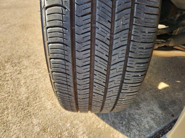 used 2022 Nissan Pathfinder car, priced at $24,995