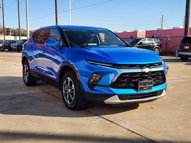 used 2025 Chevrolet Blazer car, priced at $29,425