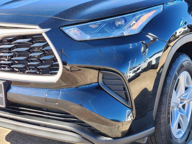 used 2023 Toyota Highlander car, priced at $32,485