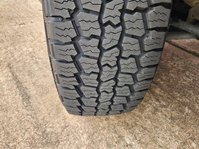 used 2025 Chevrolet Silverado 1500 car, priced at $37,985