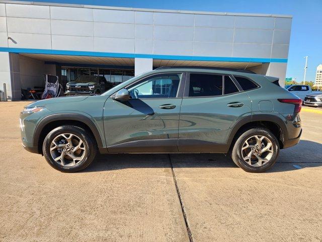 used 2025 Chevrolet Trax car, priced at $20,855