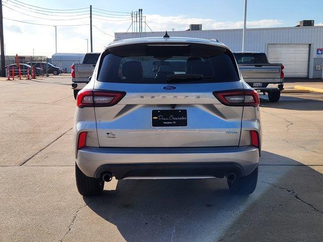 used 2023 Ford Escape car, priced at $19,925