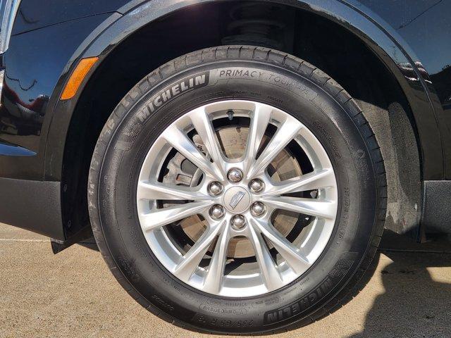 used 2024 Cadillac XT5 car, priced at $30,645