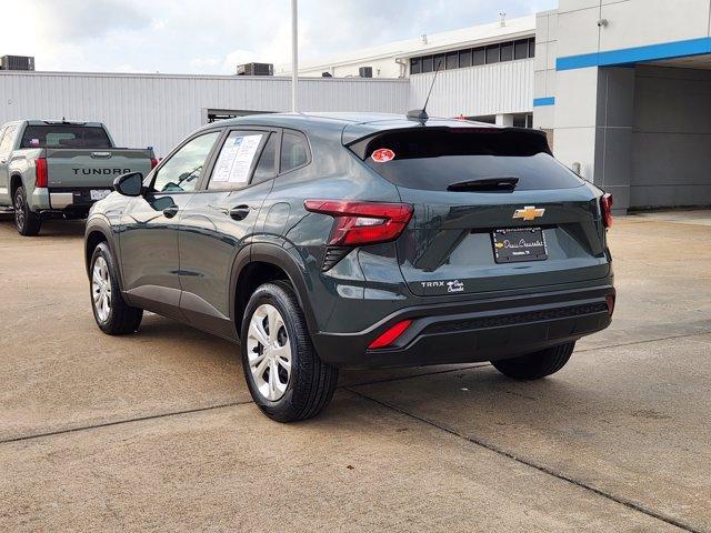 used 2025 Chevrolet Trax car, priced at $20,865