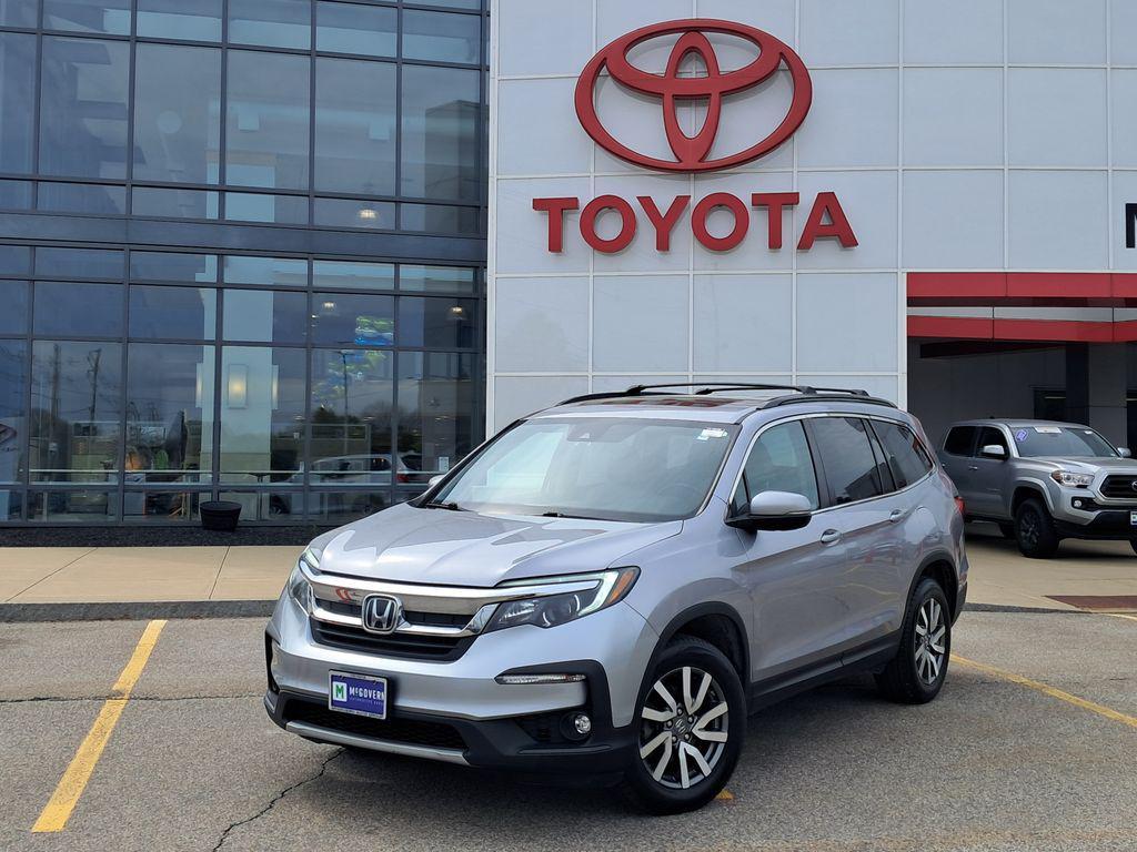 used 2022 Honda Pilot car, priced at $27,700