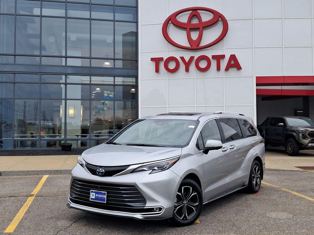 used 2025 Toyota Sienna car, priced at $59,395
