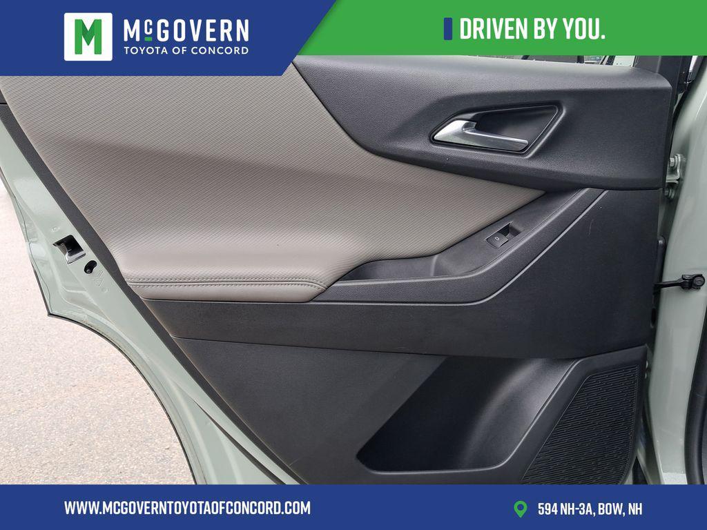 used 2026 Chevrolet Equinox car, priced at $33,000