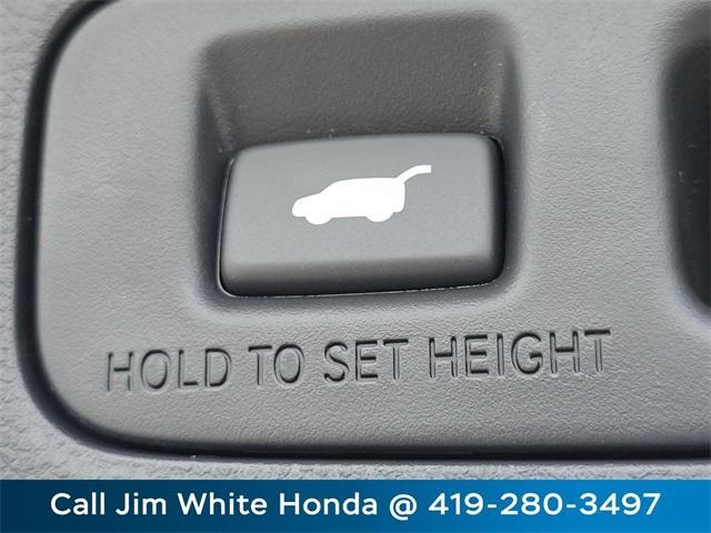 new 2026 Honda CR-V Hybrid car, priced at $41,425