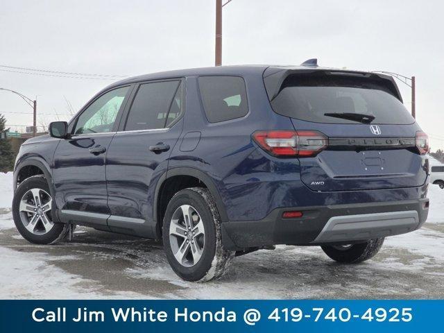 new 2025 Honda Pilot car, priced at $45,595