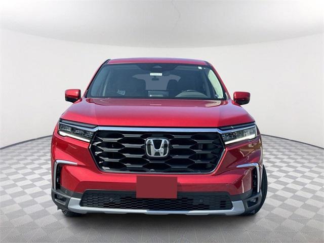 new 2025 Honda Pilot car, priced at $46,050