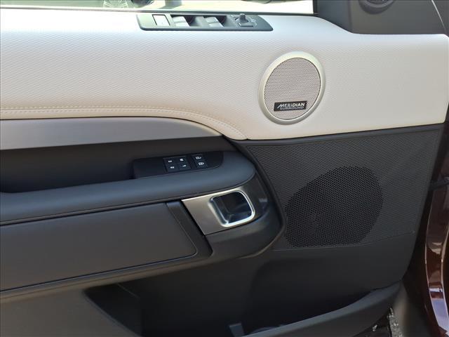 new 2026 Land Rover Discovery car, priced at $76,285