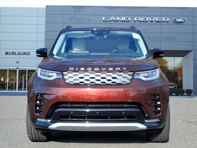 new 2026 Land Rover Discovery car, priced at $76,285