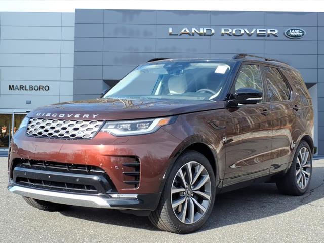 new 2026 Land Rover Discovery car, priced at $76,285