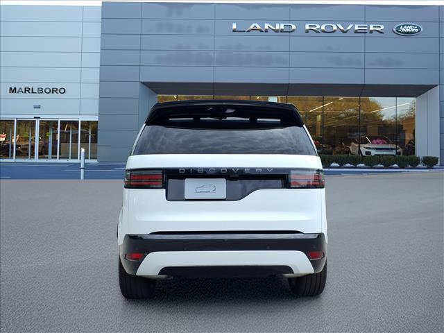 new 2026 Land Rover Discovery car, priced at $72,434